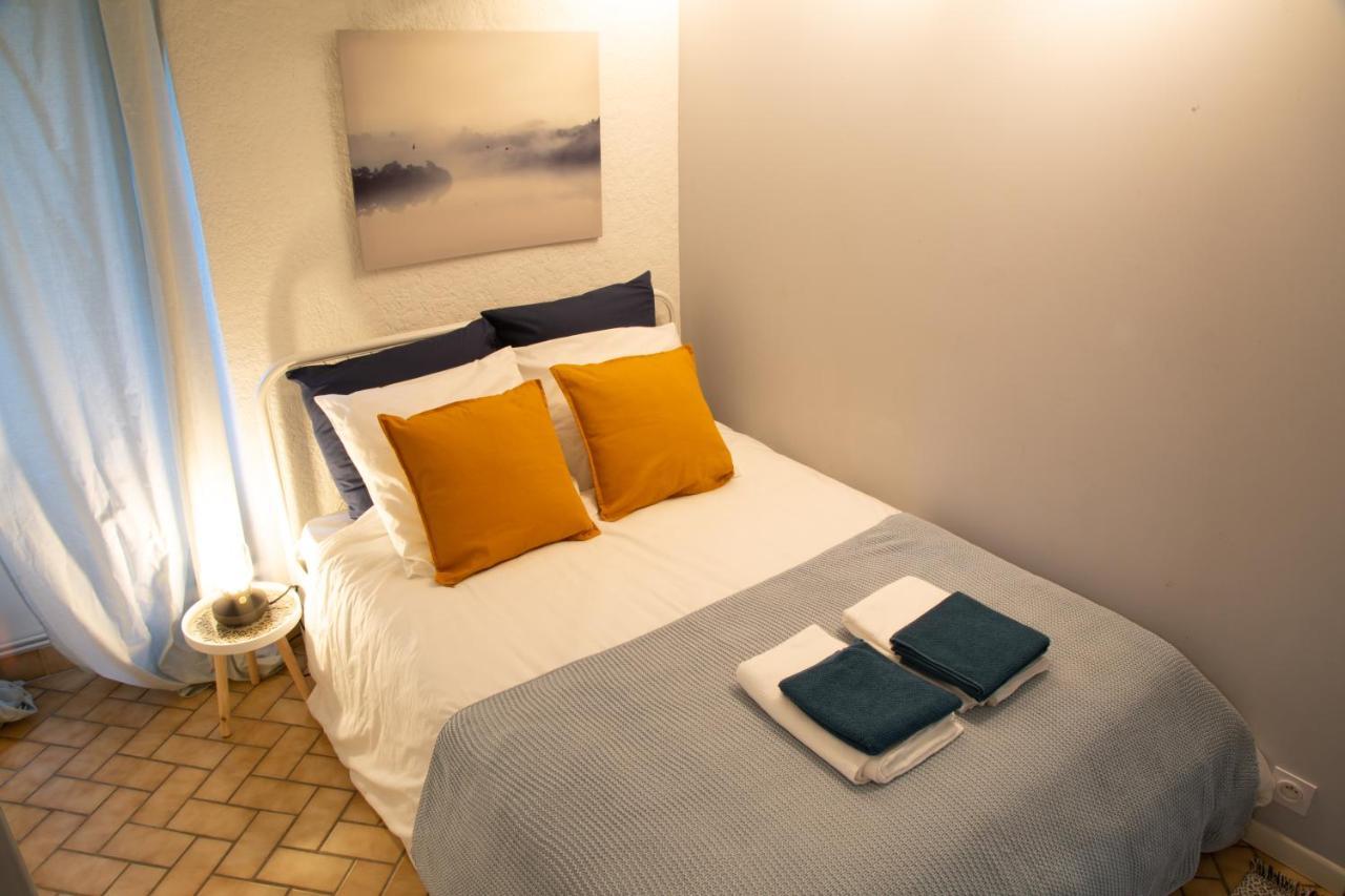 Petit Studio Secret - Coeur De Provence - 4 Personnes Volx Bagian luar foto
